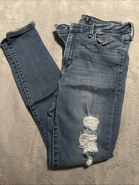 Abercrombie & Fitch Simone High Rise Super Skinny